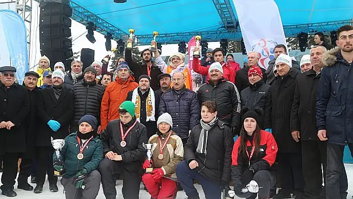Kastamonu'da kızak yarışları tamamlandı
