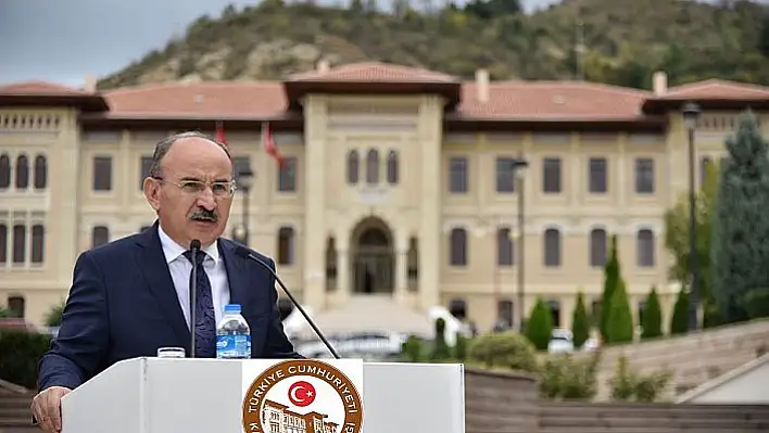 Karadeniz "Çanakkale Zaferi, tekrar dirilişin önemli bir sembolü"