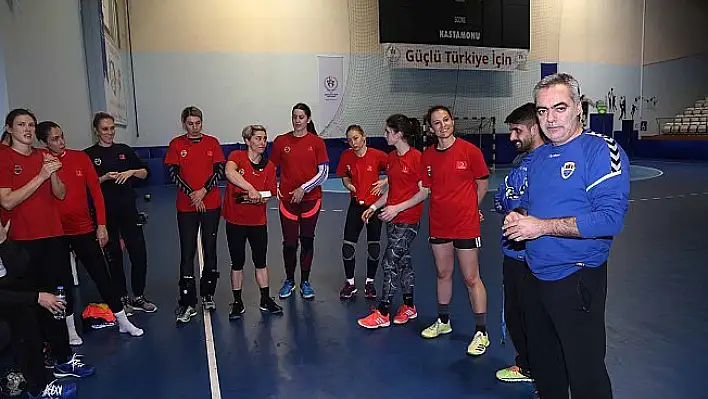 Kastamonu Belediyespor finali hedefliyor