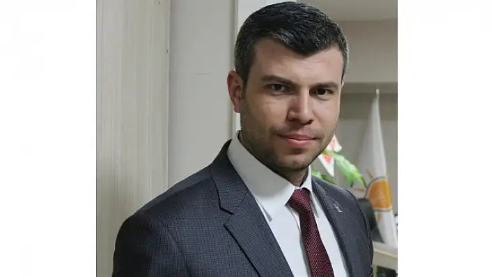 Özdemir "İstiklal Marşı, milletimizin tarihi ve tarifidir"