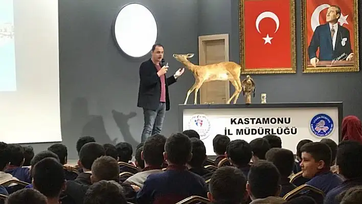 Şehit Mehmet Yılmaz İHO'nda konferans verildi