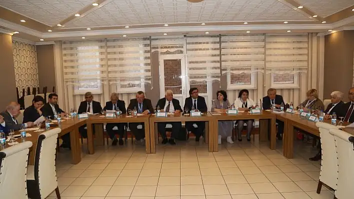 Türk Dünyası Edebiyat Dergileri Kongresi sona erdi