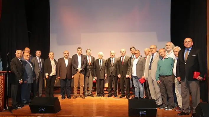 Ahmet Yesevi'den Şeyh Şaban-ı Veli'ye Türk Düşünce Hayatı Sempozyumu sona erdi