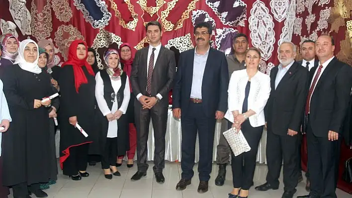 Bozkurt HEM'in yıl sonu sergisi açıldı