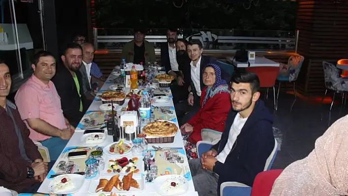 Basın mensupları Park AVM'de bir araya geldi