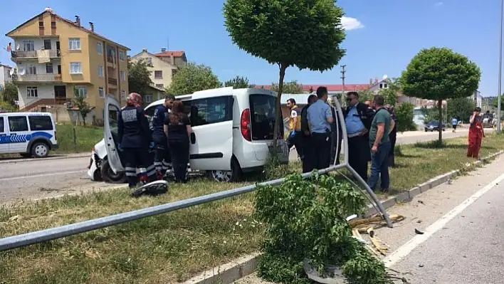 Direksiyon başında uyuyunca takla attı: 5 yaralı