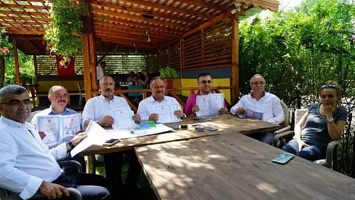 Maslak Yeni Küçük Sanayi Sitesinde tapular alındı