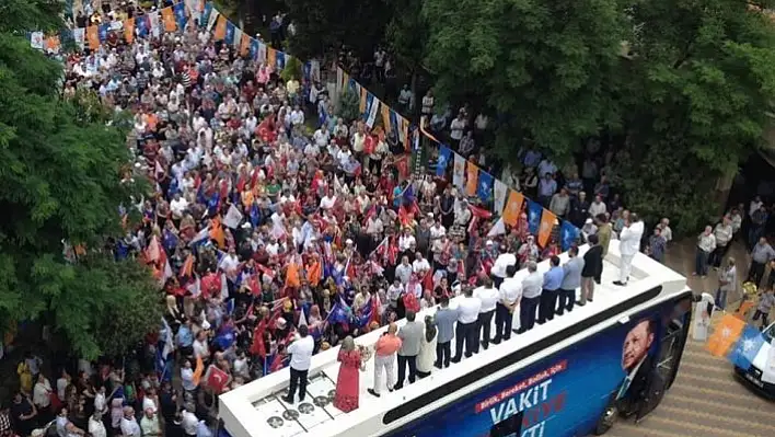 Murat Demir, Şenpazar ve Cide'de seçim çalışmalarını sürdürdü