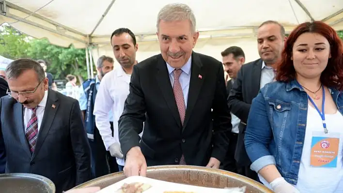 'Parlamenter sistemin sorunları olmasaydı ülke 6 kat kalkınırdı'