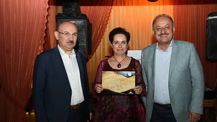 &quotAnadolu ve Ötesinde Anti Sismik Yerel Miras" toplantısı sona erdi