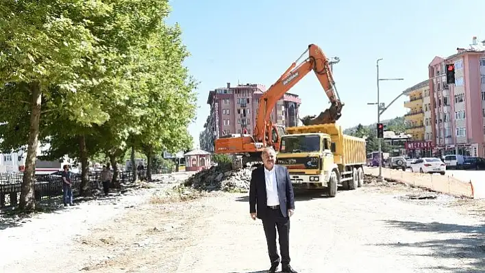 Şehitler Bahçesi Revize Peyzaj projesi çalışmaları başladı