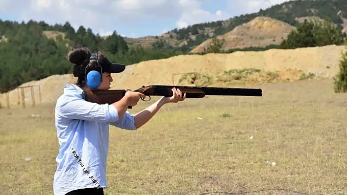 Taşköprü'de trap atışları yapıldı