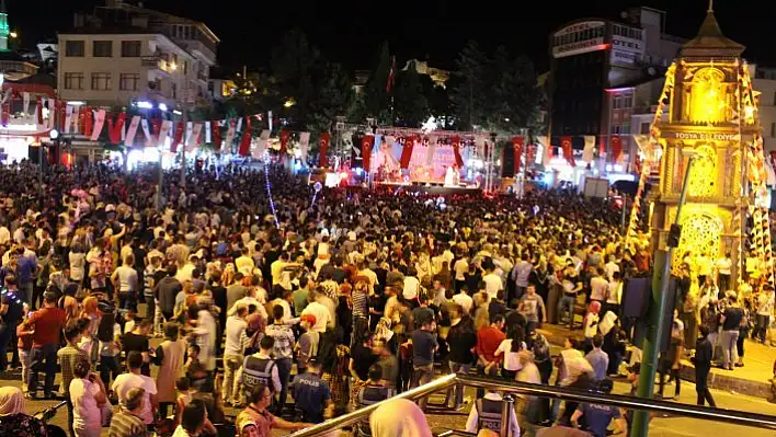 Tosya'da açık hava konseri düzenlendi