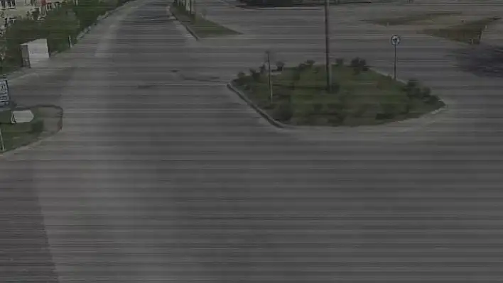 Trafik kazaları, MOBESE kameralarına anbean yansıdı