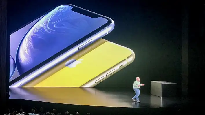 Apple yeni İPhone modellerini tanıttı