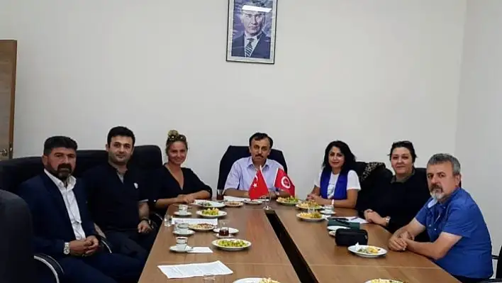 Atçılık ve At Antrenörlüğü Bölümlerinin bilgilendirme toplantısı yapıldı