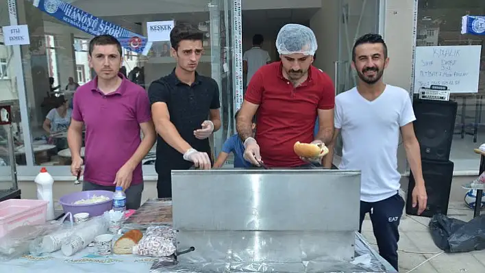 Hanönü'de spor kulübüne destek için kermes düzenledi