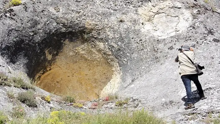 Kazan kayası, kışın yaban hayvanlarının yazın turistlerin ilgi odağı