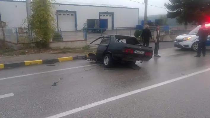 İkiye bölünen araçtan sağ çıktı