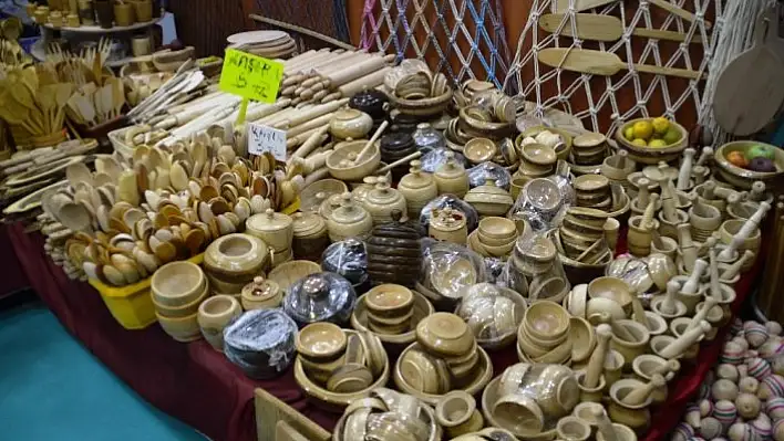 Oklavadan bardağa 150 çeşit ahşap eşya fuarın gözdesi