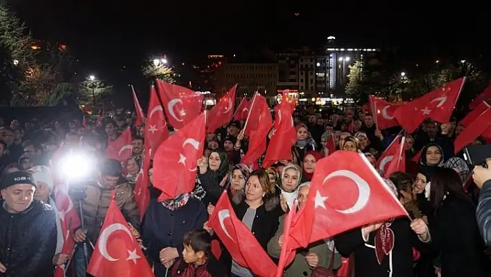 AK Parti Belediye Başkan Adayı Babaş'a coşkulu karşılama!