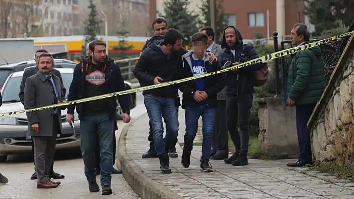 Lise öğrencisi cinayetinde saldırgan polise teslim oldu