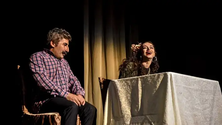 Taşköprü'de, 'Vay Sen Misin Ben Olan' oyunu sahnelendi