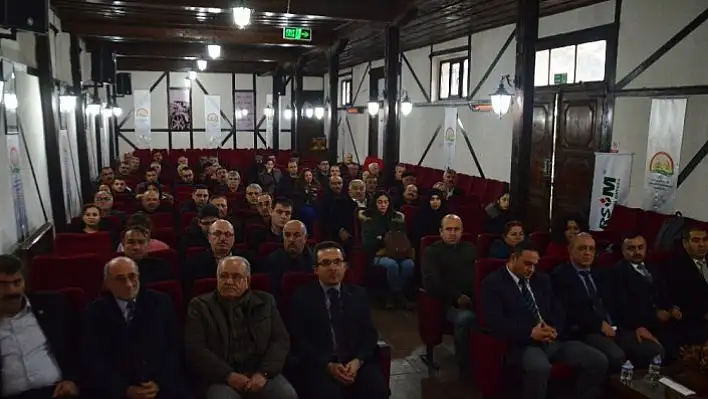 Çiftçilere tarım sigortası hakkında bilgi verildi