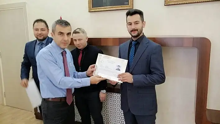 Doğanyurt'ta öğretmenlere başarı belgesi verildi