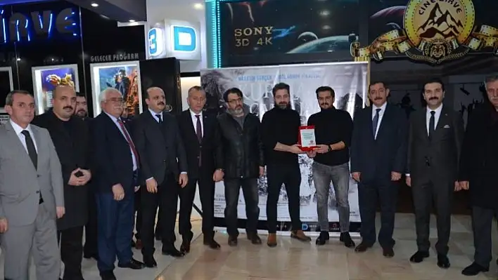 'Kurtlar ve Çakallar' isimli filmin ilk gösterimi Kastamonu'da gerçekleşti