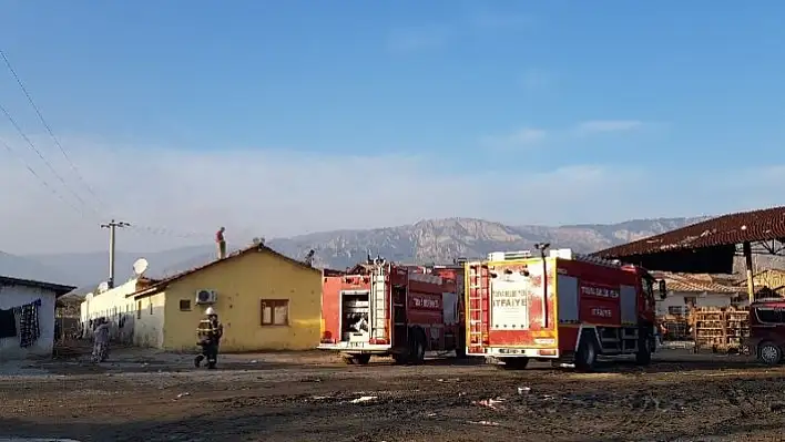 Tuğla fabrikasında işçilerin kaldığı evde yangın tehlikesi