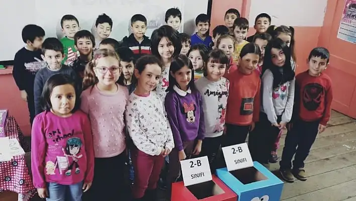 Araç Ahmet Yesevi İlkokulu'nda sıfır atık projesi