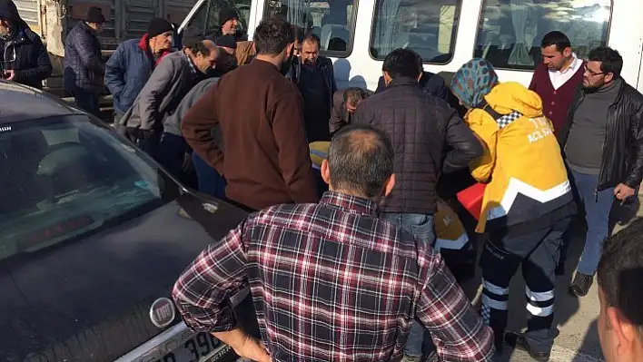 Otomobilin çarptığı görme engelli yaralandı