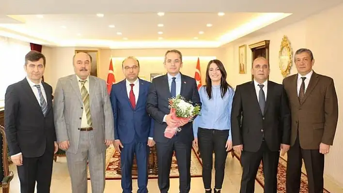 Sağlık çalışanları, Kaymakam Deniz Pişkin'i ziyaret etti