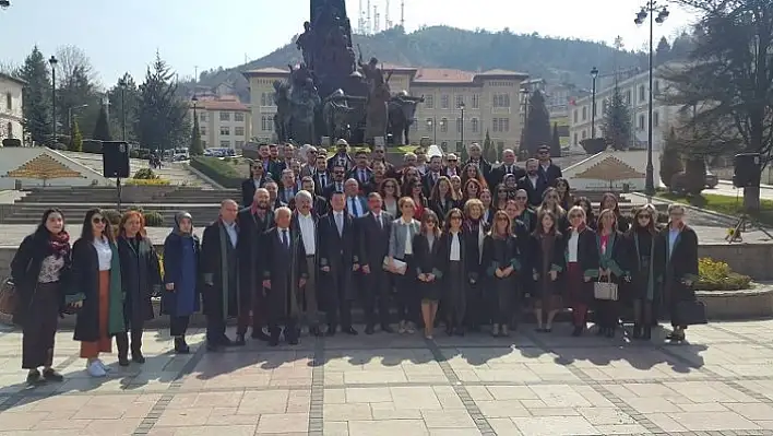 Başkan Demir 'Bir kısım ilçelerimizde elverişsiz binalarda yargılama yapılıyor'