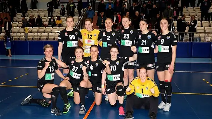 Hentbolda, Kastamonu Belediyespor finale yükseldi 