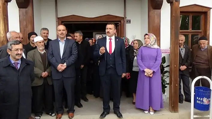 Kastamonu'nun en büyük mahallesinin muhtarı görevine başladı
