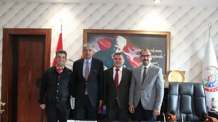 Türkiye Gazete Bölge Müdüründen Savaş'a hayırlı olsun ziyareti