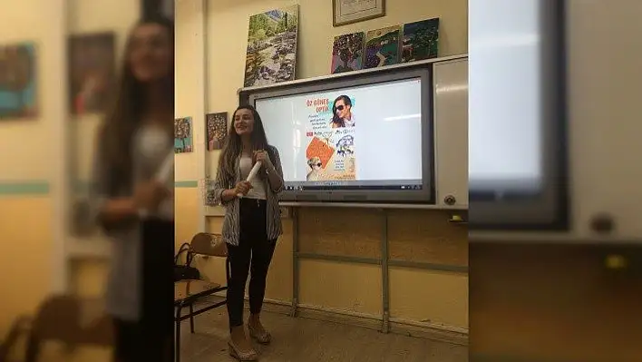 12 yıl önce okuduğu okulda tasarım dersi verdi