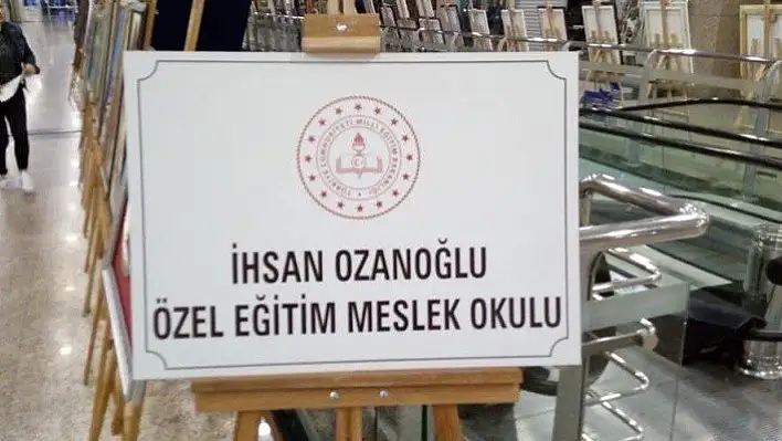 Özel öğrencilerin gösterileri yoğun ilgi gördü