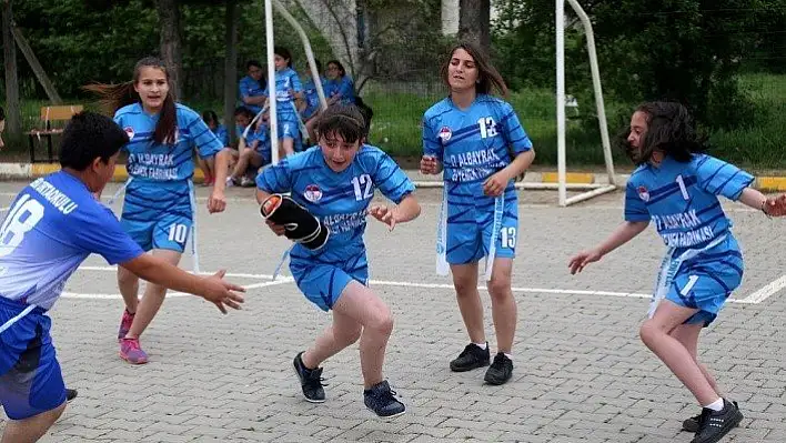 Patlak topla çalışıp, Türkiye şampiyonu oldular