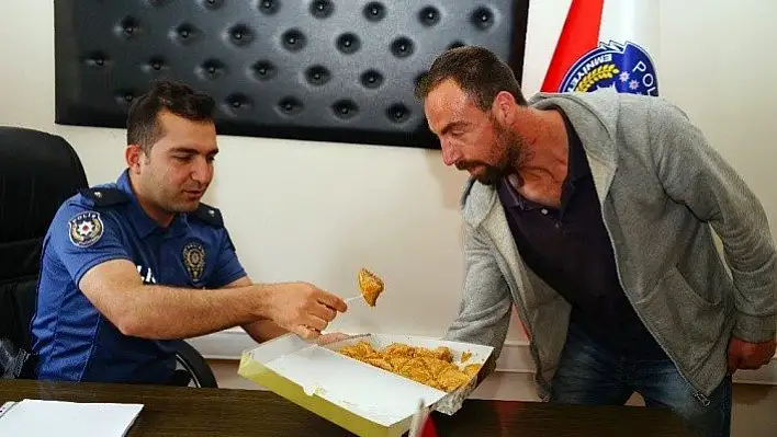 3 vatandaşı ayı esaretinden kurtaran polisler konuştu