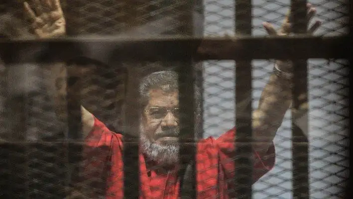 Eski Mısır Cumhurbaşkanı Mursi hayatını kaybetti