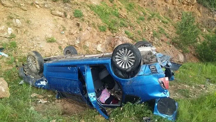 Kastamonu'da otomobil devrildi: 3 yaralı