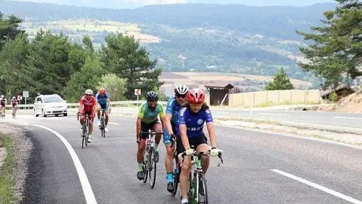 Sporcular 15 Temmuz için pedal çevirdi