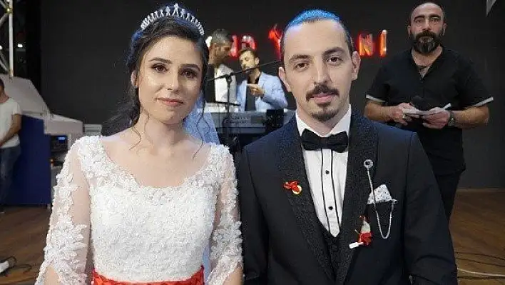 Dilruba ile Ömer Can dünyaevine girdi