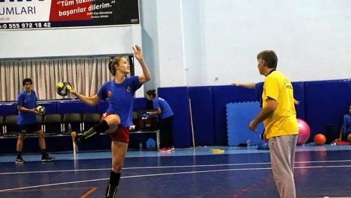 Kastamonu Belediyespor üç kupa için ter dökecek