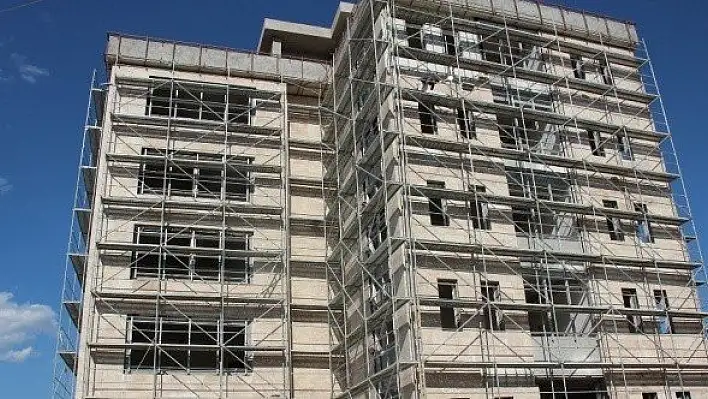 Pişkin, 112 Acil Sağlık Hizmetleri İstasyonunda incelemede bulundu