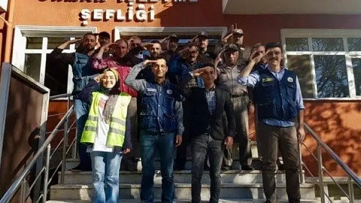 &quotBarış Pınarı Harekat"ına asker selamlı destek