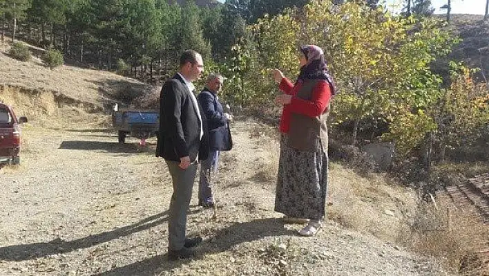 Başkan Kavaklıgil, pankart açarak park isteyen çocuğa kayıtsız kalmadı